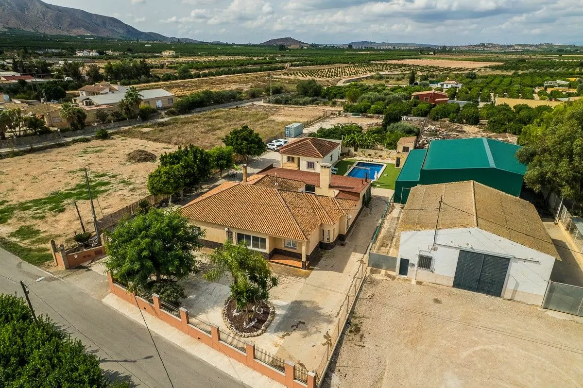 7-bedroom Villa In Orihuela, Spain (505 M²)