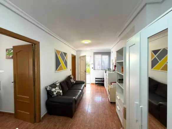 3-bedroom Bungalow In Torrevieja, Spain (80 M²)
