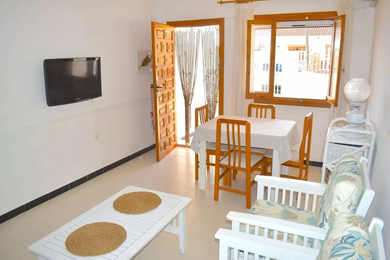 3-bedroom Villa In San Pedro Del Pinatar, Spain (65 M²)