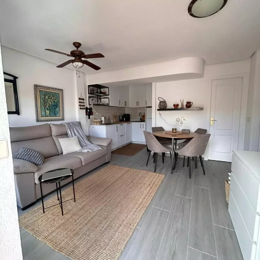 2-bedroom Bungalow In Torrevieja, Spain (55 M²)