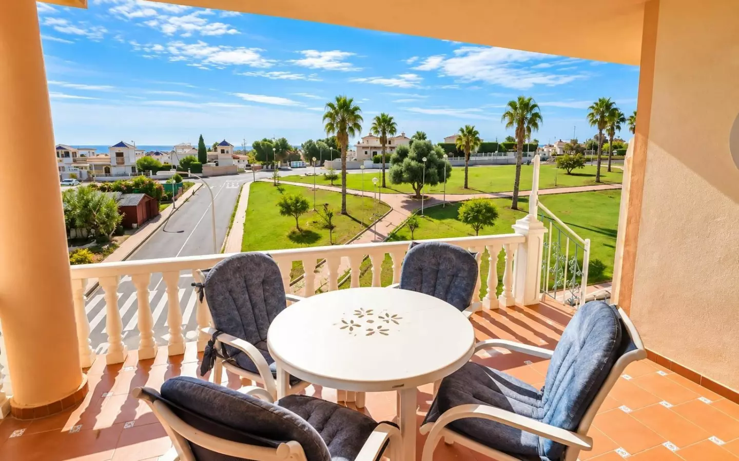 2-bedroom Apartment In Torrevieja, Spain (75 M²)
