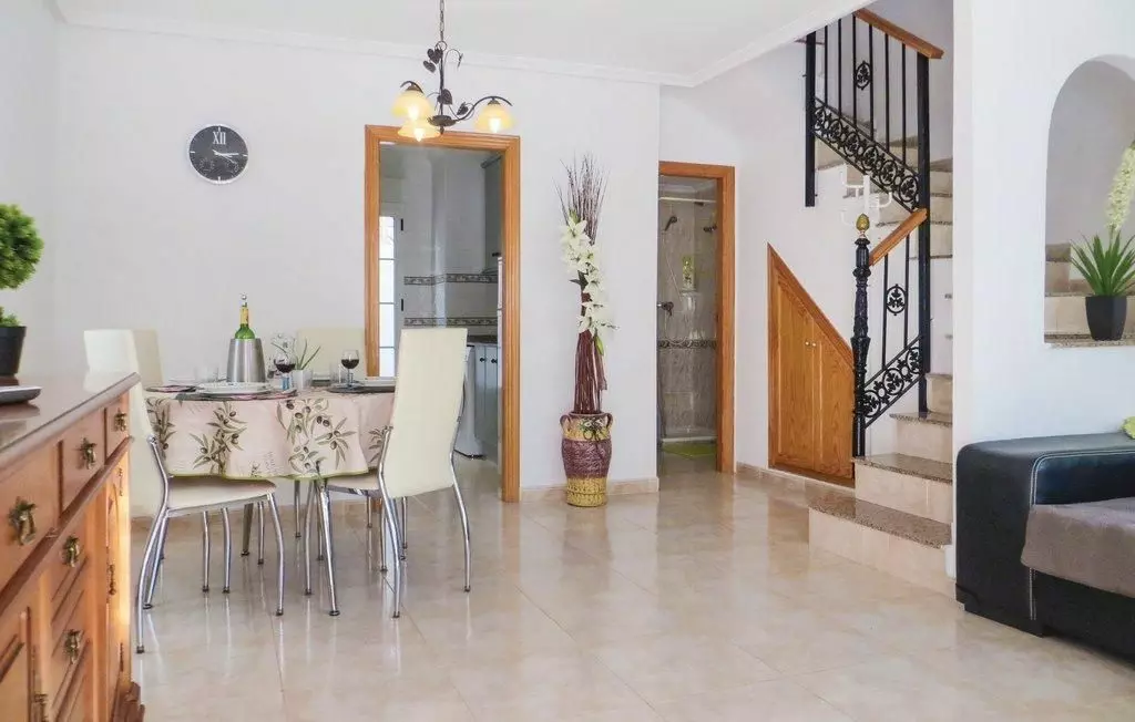3-bedroom House In Torrevieja, Spain (86 M²)
