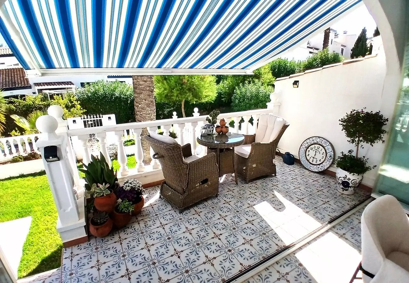 2-bedroom House In Orihuela Costa, Spain (79 M²)