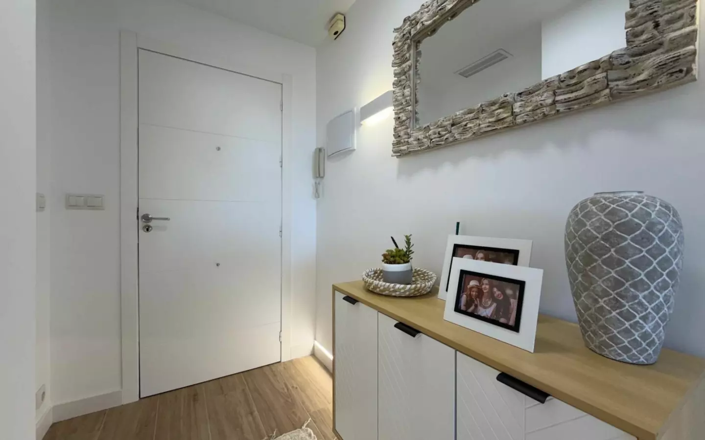3-bedroom Apartment In Torrevieja, Spain (92 M²)