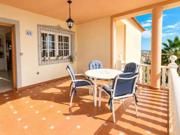 2-bedroom Apartment In Torrevieja, Spain (75 M²)