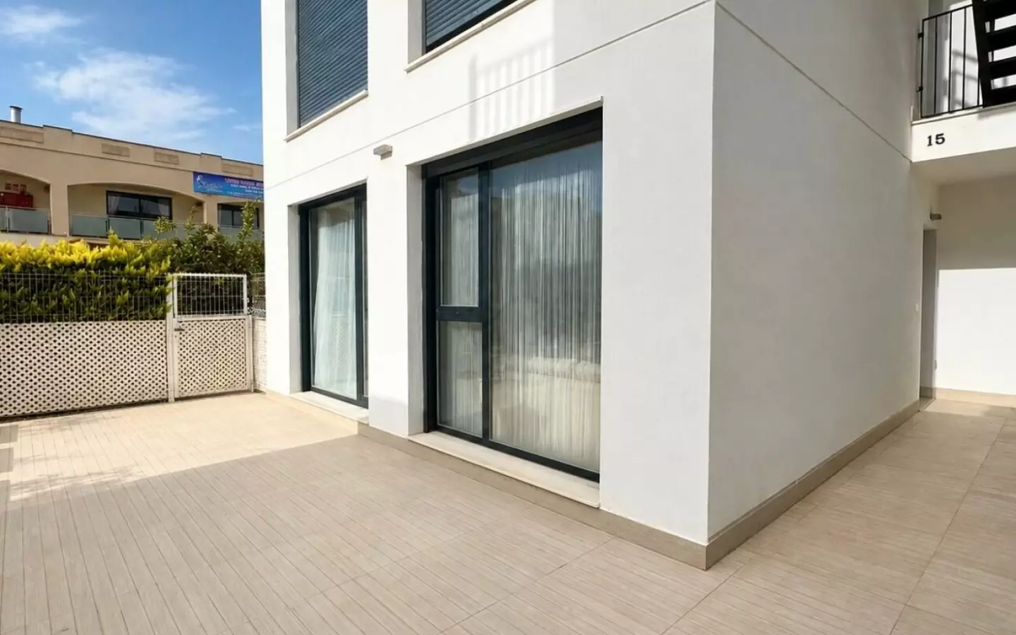 3-bedroom Apartment In Torrevieja, Spain (78 M²)