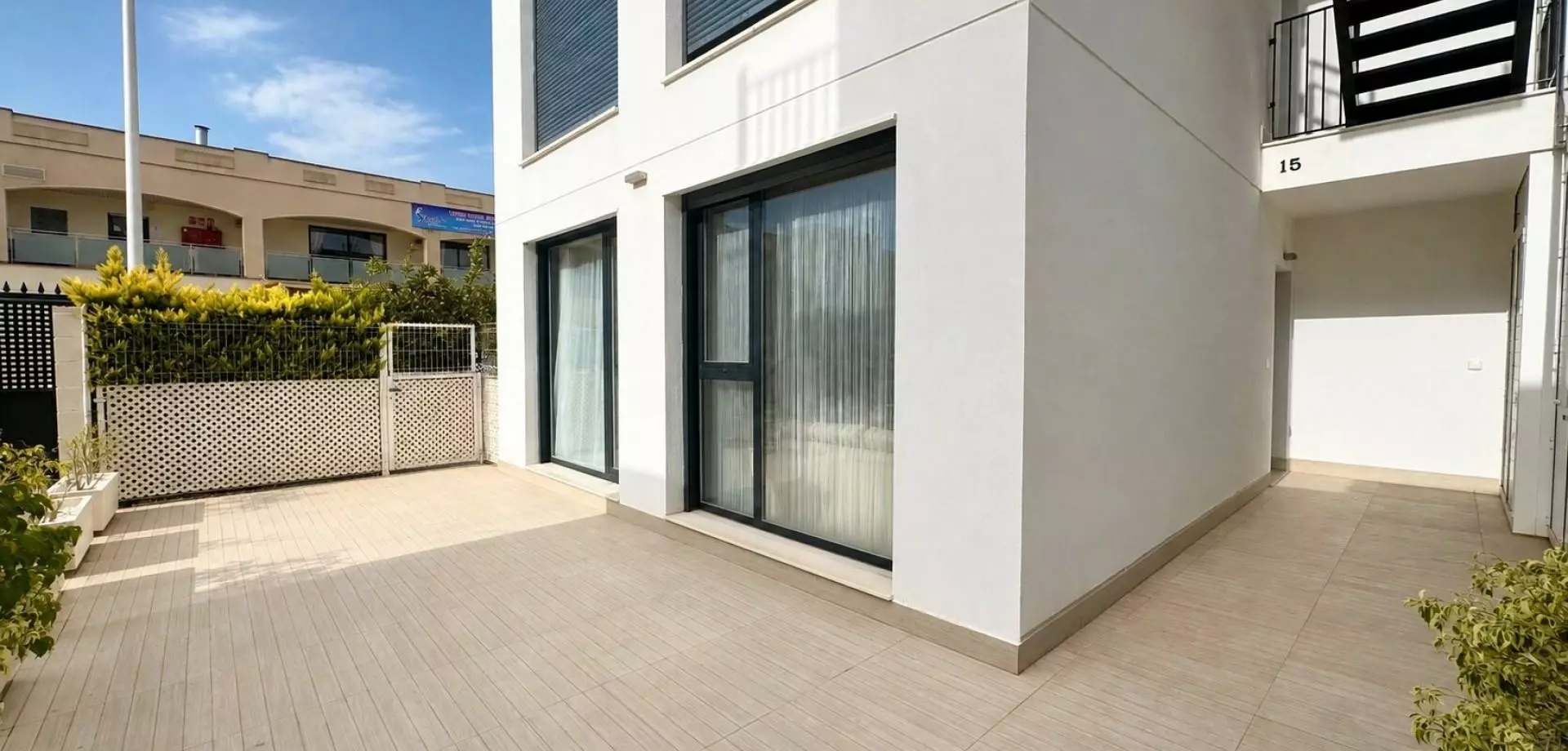 2-5-e9833a 3-bedroom Apartment In Torrevieja, Spain (78 M²)