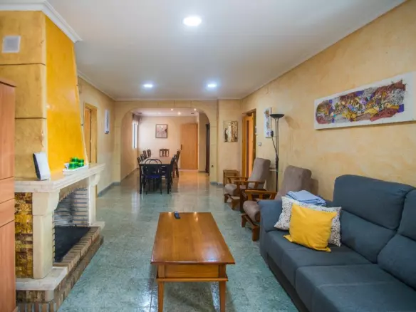 7-bedroom Villa In Orihuela, Spain (505 M²)