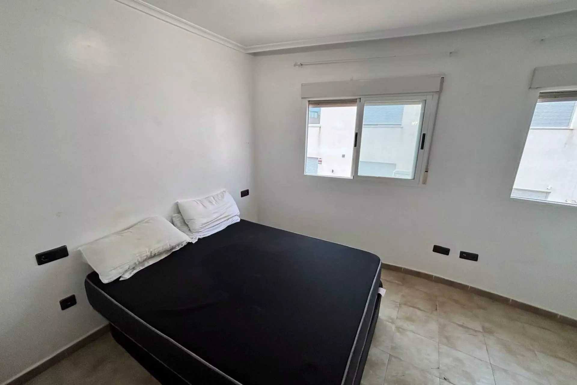 5-bedroom Terraced House In Guardamar Del Segura, Spain (110 M²)