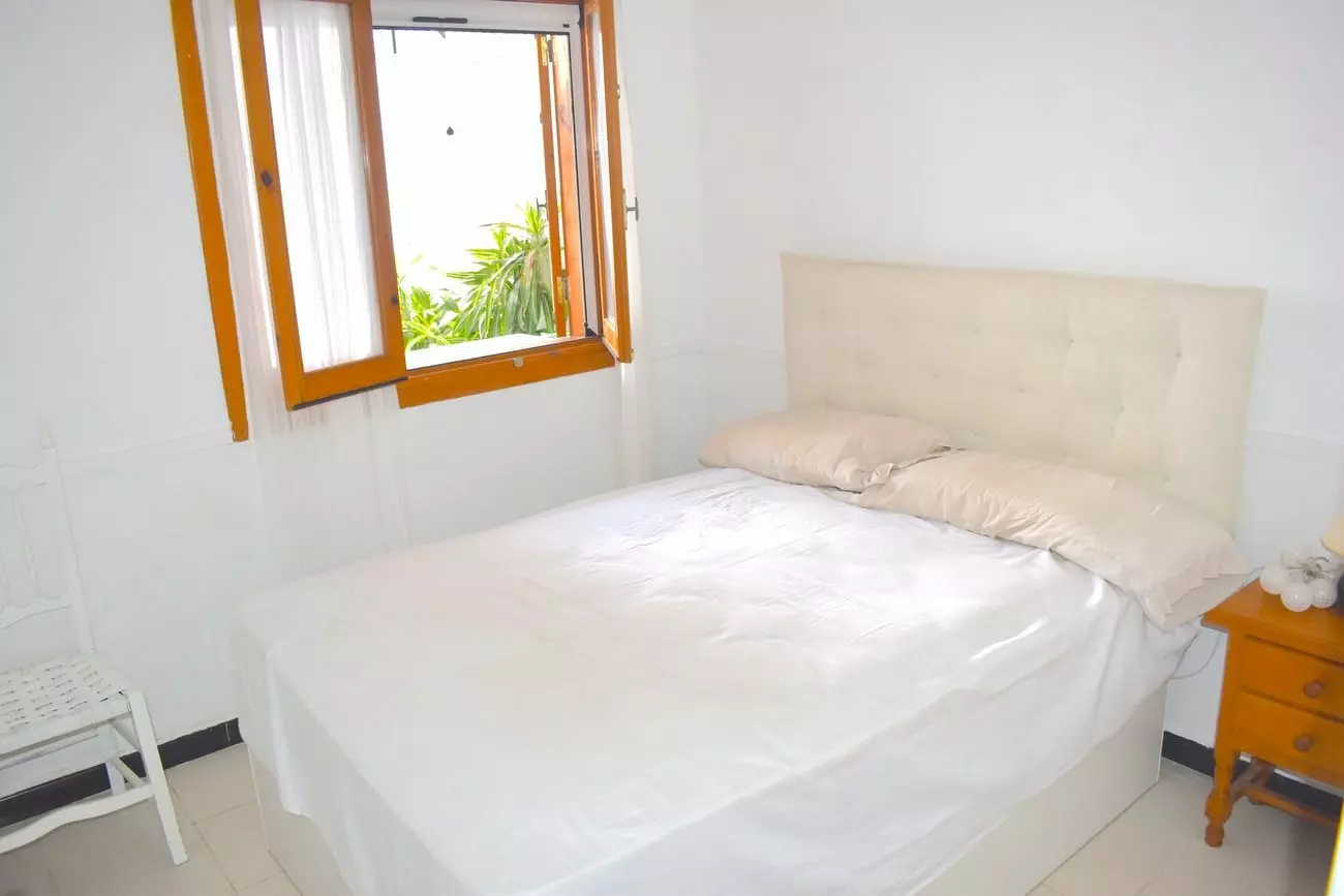 3-bedroom Villa In San Pedro Del Pinatar, Spain (65 M²)