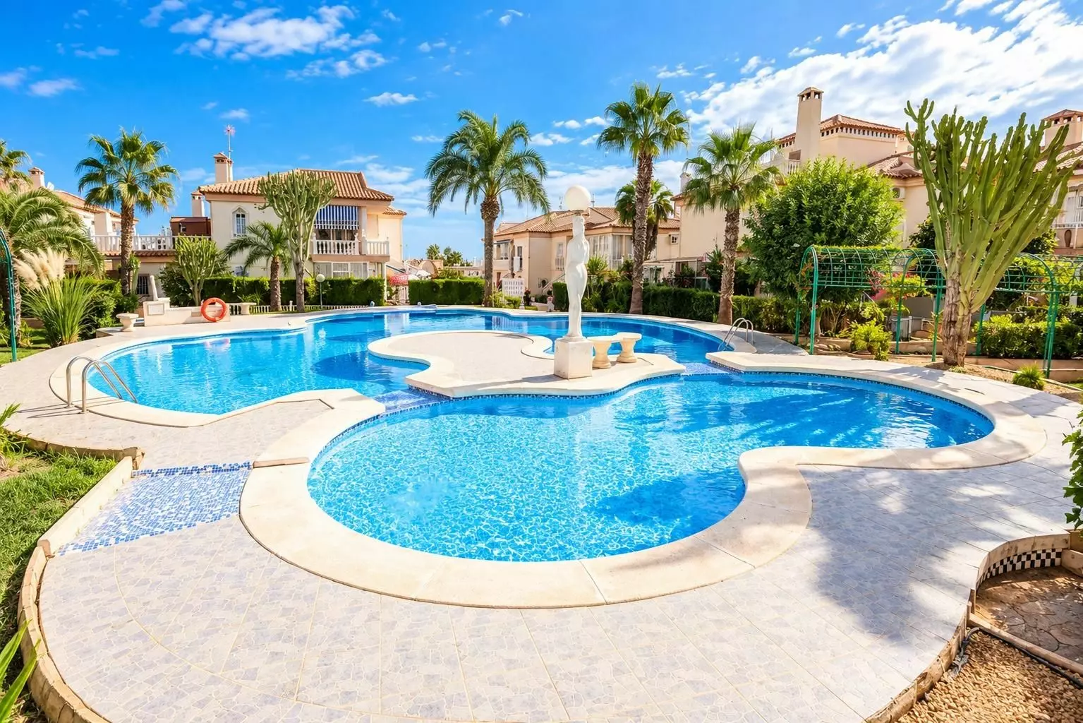 2-7-ce19d6 2-bedroom Apartment In Torrevieja, Spain (75 M²)