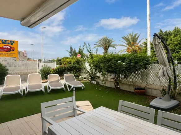 3-bedroom Apartment In Torrevieja, Spain (78 M²)