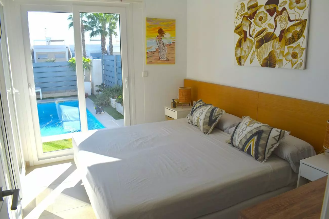 3-bedroom Villa In Jacarilla, Spain (100 M²)