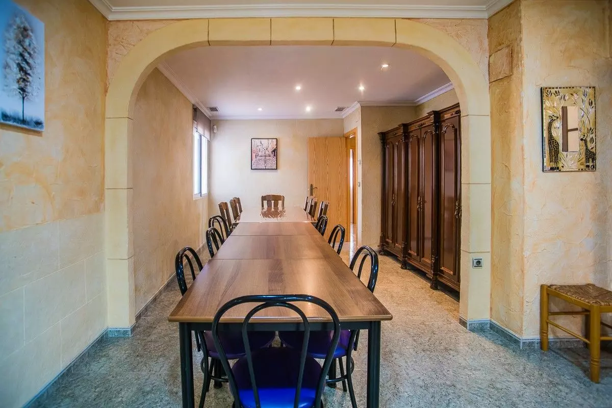 7-bedroom Villa In Orihuela, Spain (505 M²)