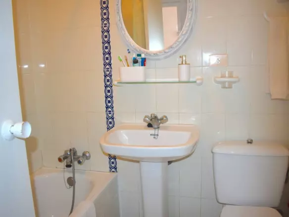 3-bedroom Villa In San Pedro Del Pinatar, Spain (65 M²)
