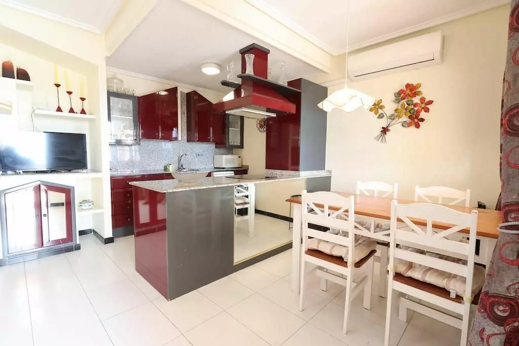 2-bedroom Apartment In Torrevieja, Spain (75 M²)