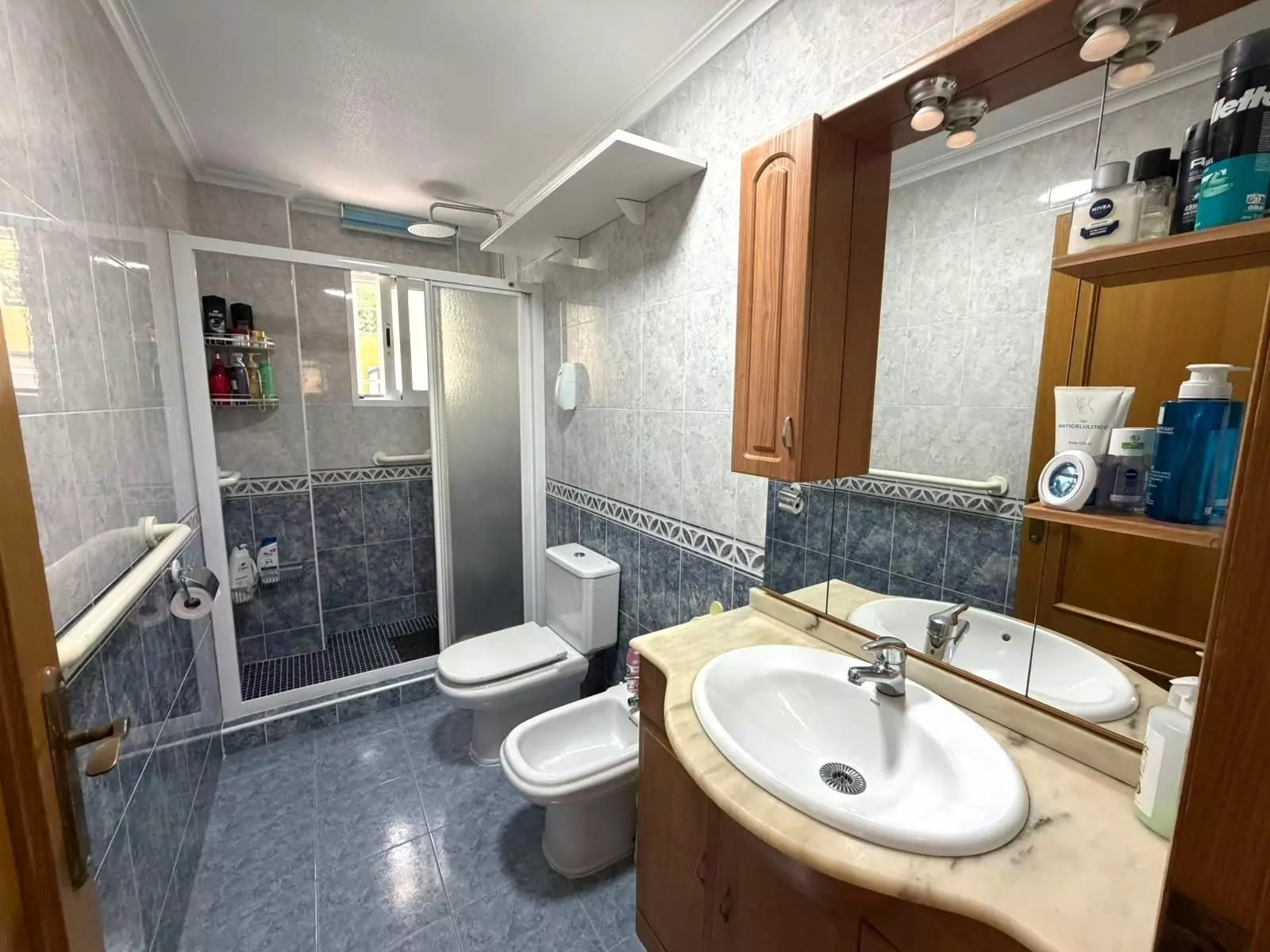 3-bedroom Bungalow In Torrevieja, Spain (80 M²)