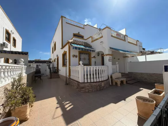 3-bedroom House In Orihuela, Spain (82 M²)