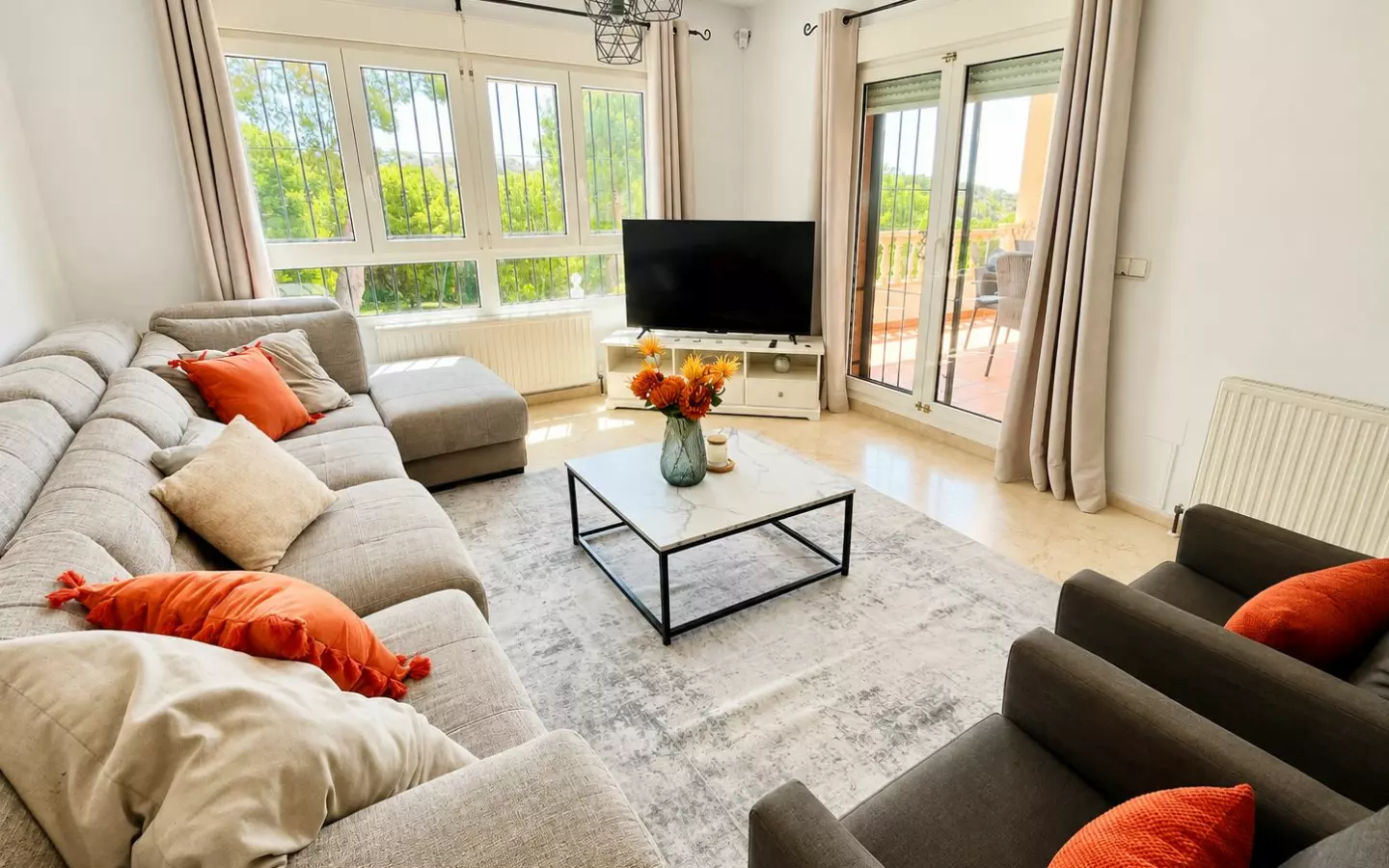 5-bedroom Villa In Orihuela Costa, Spain (550 M² Plot)