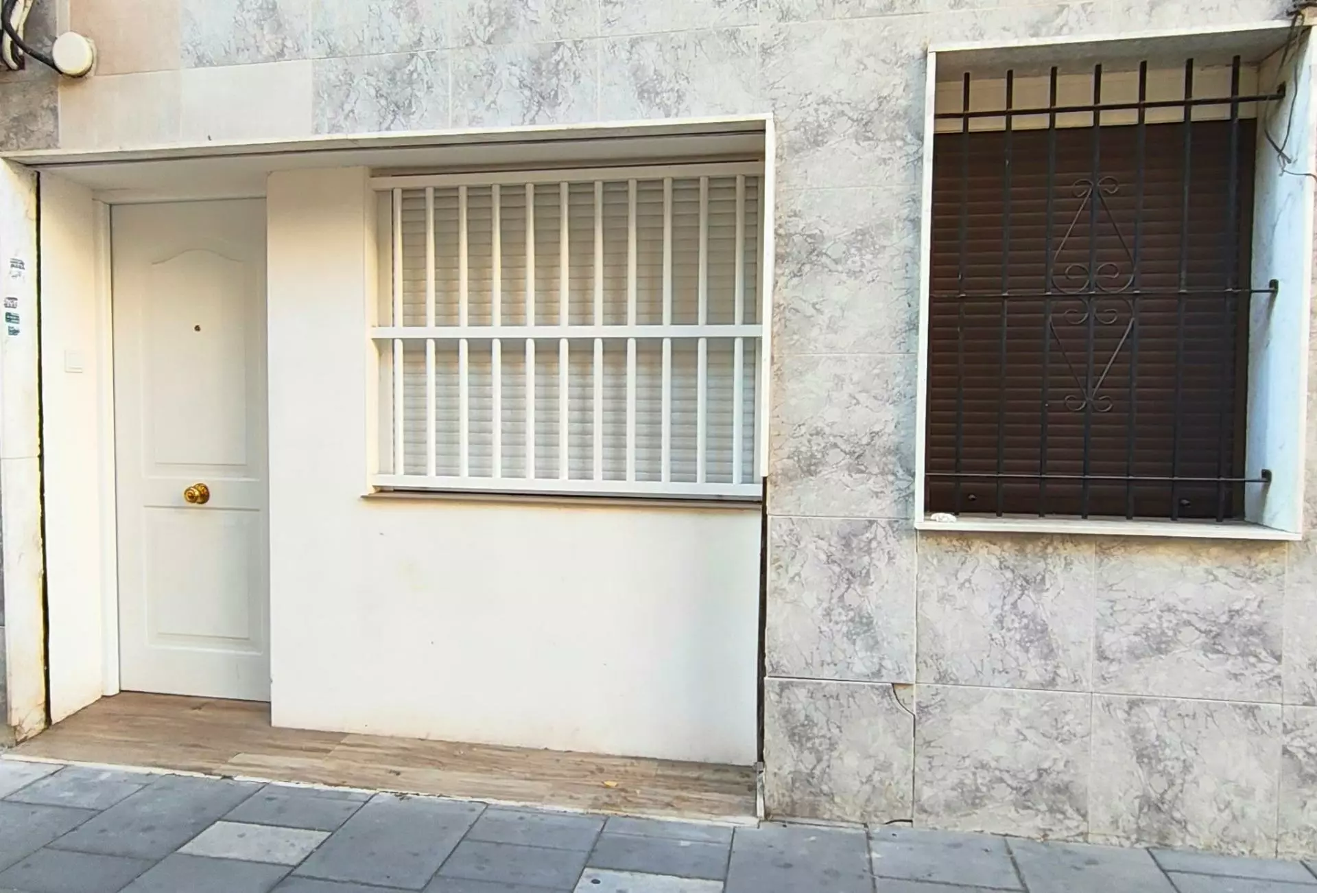 Commercial Unit In Elche, Spain (108 M²)