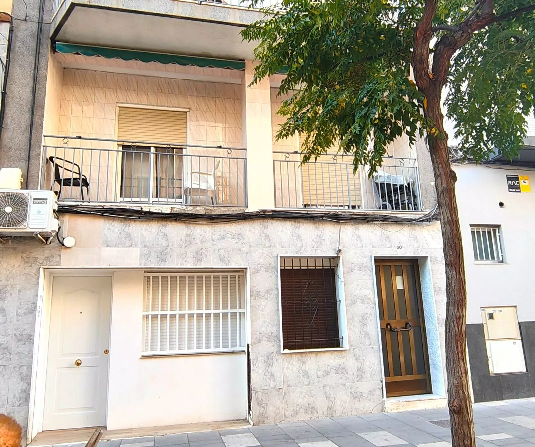 Commercial Unit In Elche, Spain (108 M²)