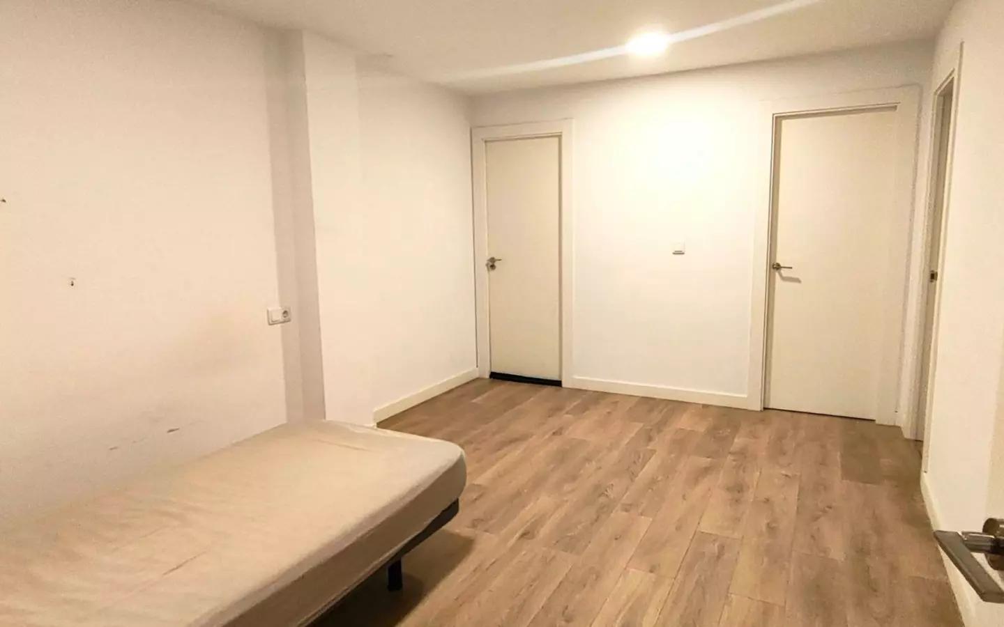 Commercial Unit In Elche, Spain (108 M²)