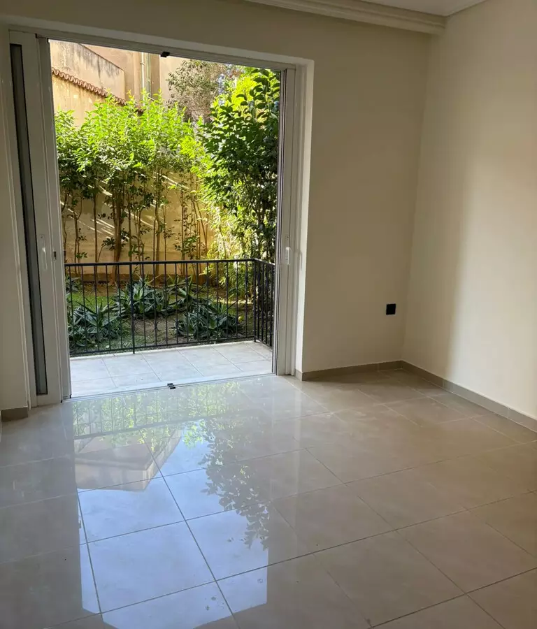 1-bedroom Flat In Nea Smyrni, Greece (51 M²)