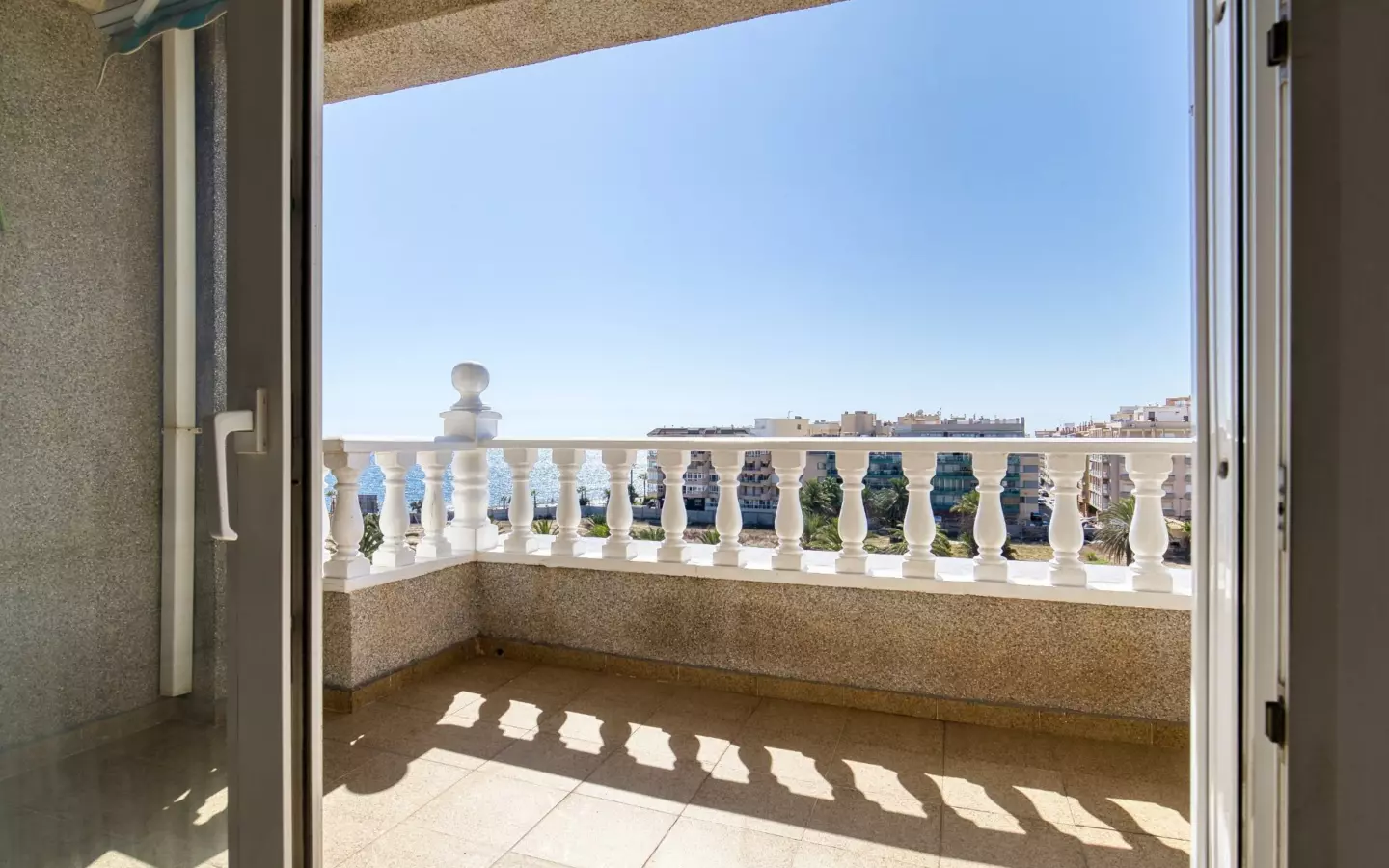 3-bedroom Penthouse In Torrevieja, Spain (74 M²)