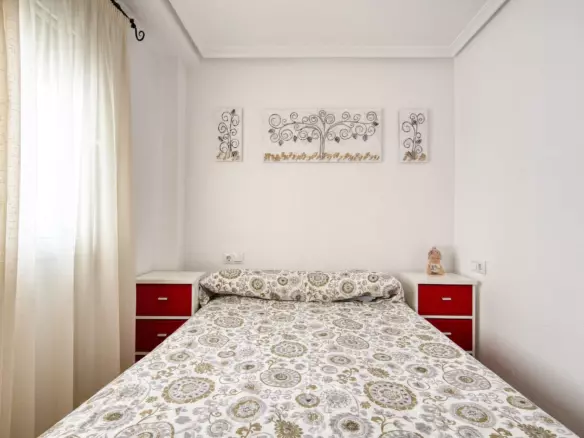 3-bedroom Penthouse In Torrevieja, Spain (74 M²)