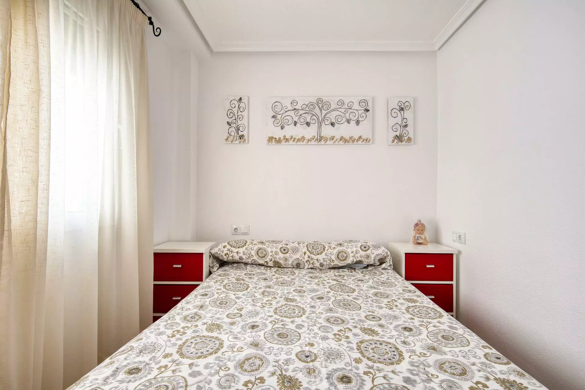 3-bedroom Penthouse In Torrevieja, Spain (74 M²)
