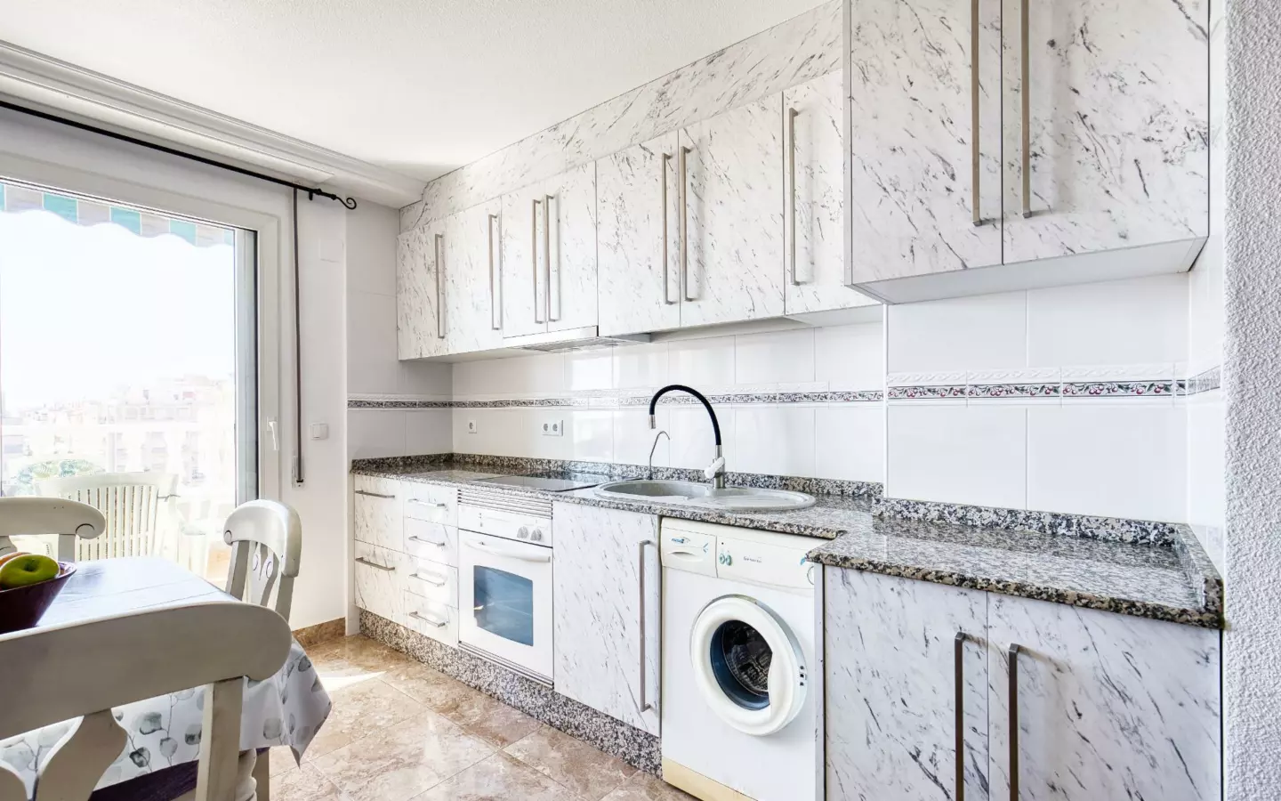 3-bedroom Penthouse In Torrevieja, Spain (74 M²)