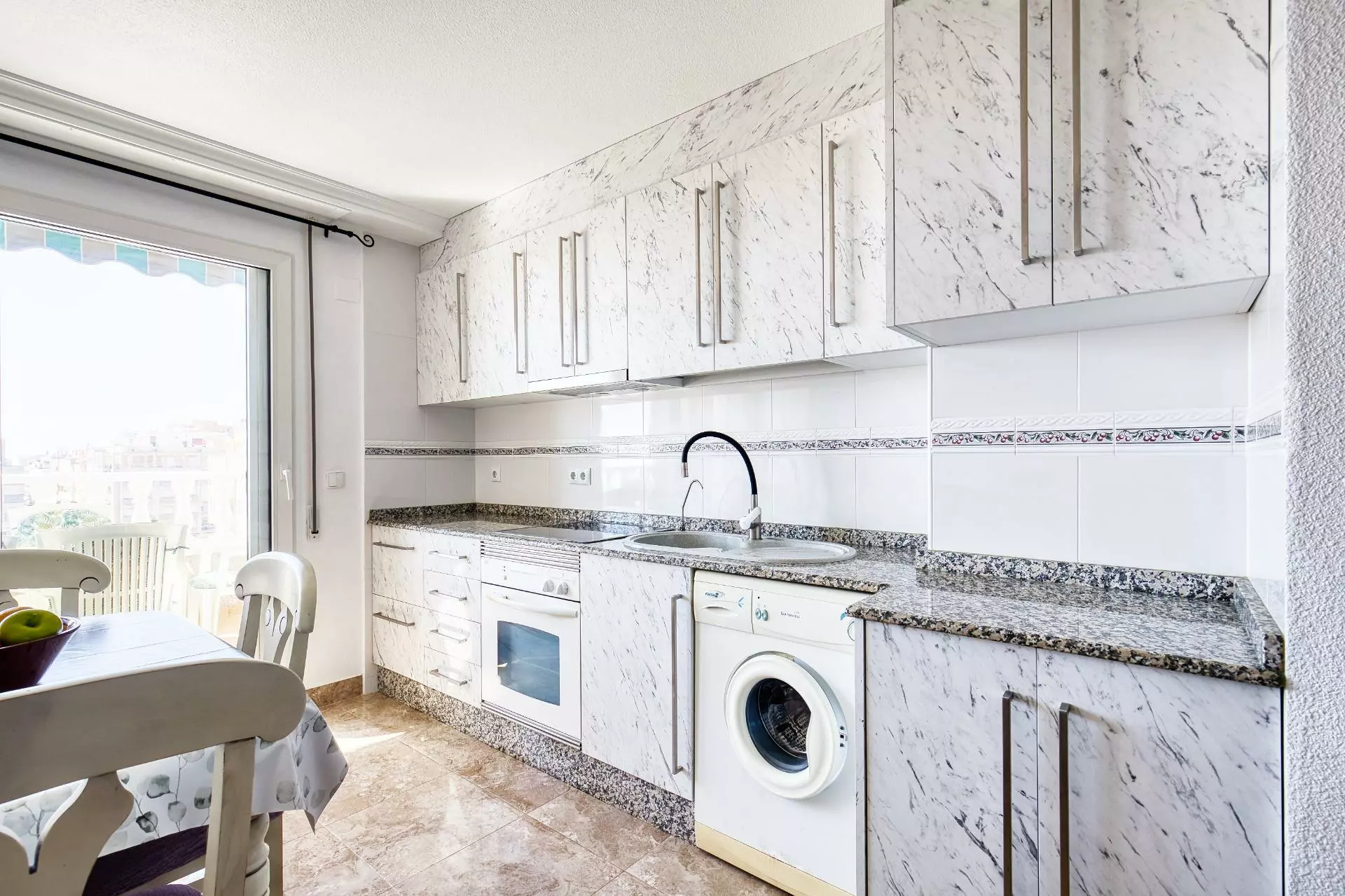 3-bedroom Penthouse In Torrevieja, Spain (74 M²)