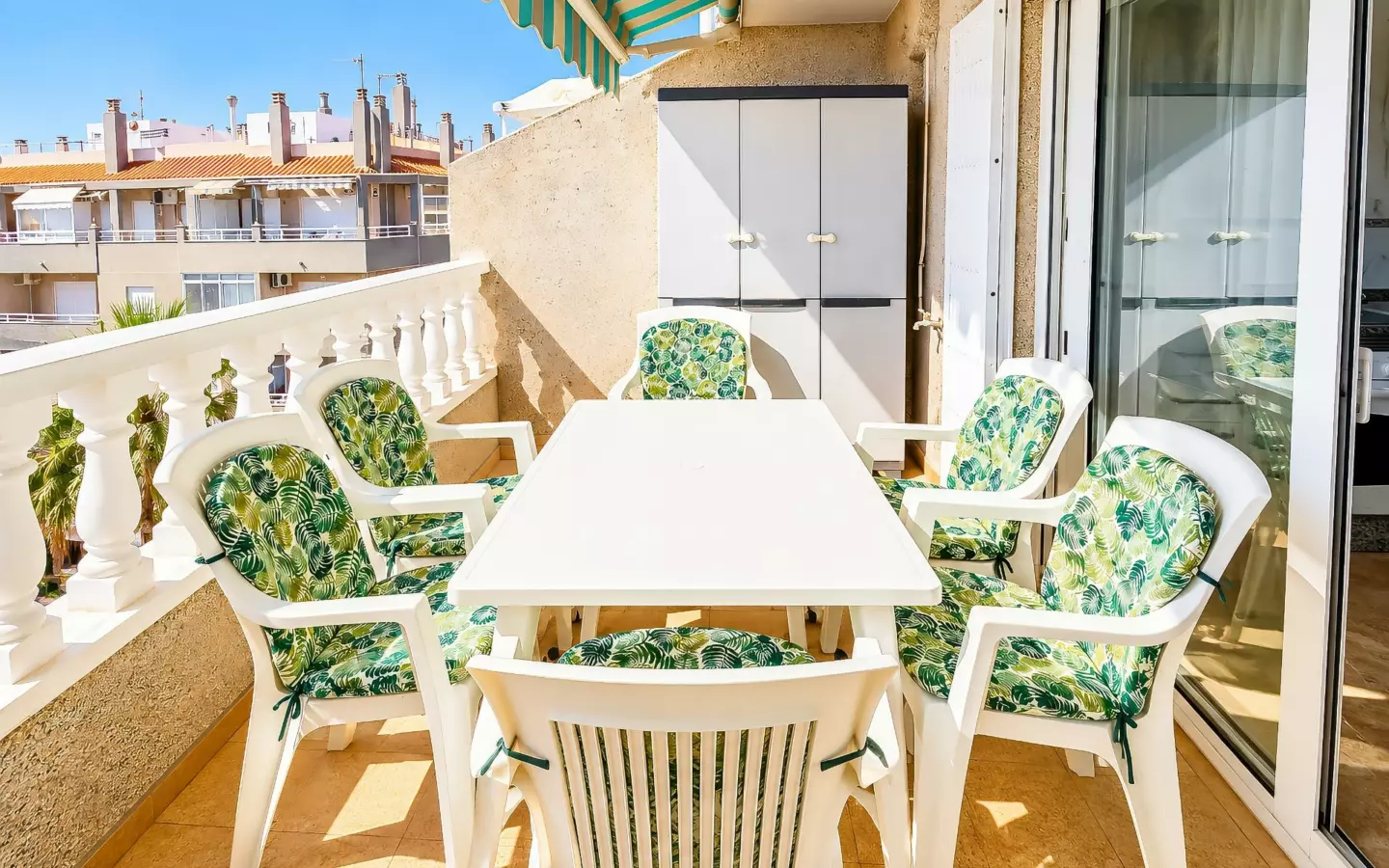 3-bedroom Penthouse In Torrevieja, Spain (74 M²)