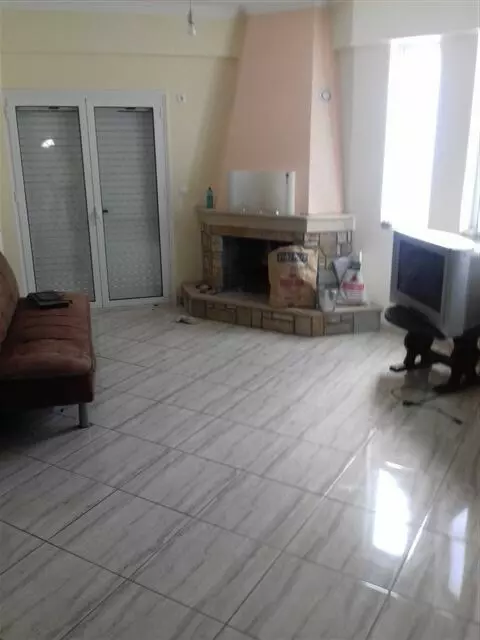 3-bedroom Maisonette In Saronikos, Greece (168 M²)