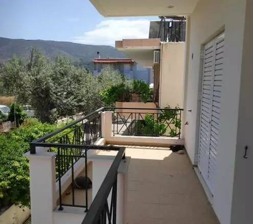 3-bedroom Maisonette In Saronikos, Greece (168 M²)