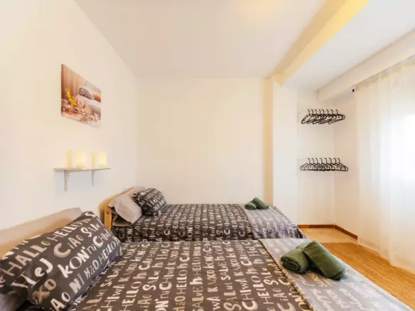Direct Owner: Valencia Turnkey Apt. Fully Furnished & Equipped (full Equip), 3 Rooms, Renovated, Lift, No Agency Fees!