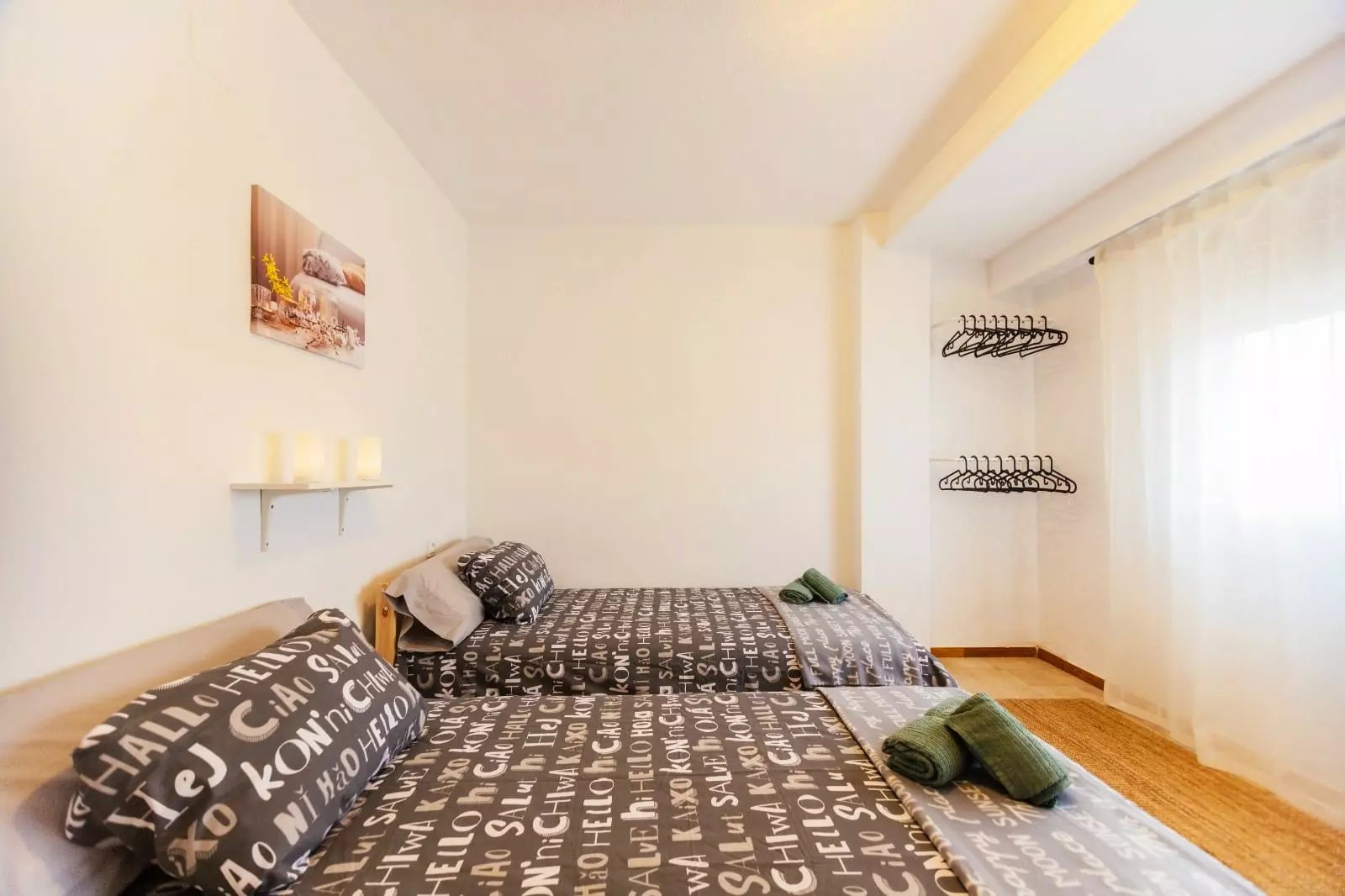 Direct Owner: Valencia Turnkey Apt. Fully Furnished & Equipped (full Equip), 3 Rooms, Renovated, Lift, No Agency Fees!
