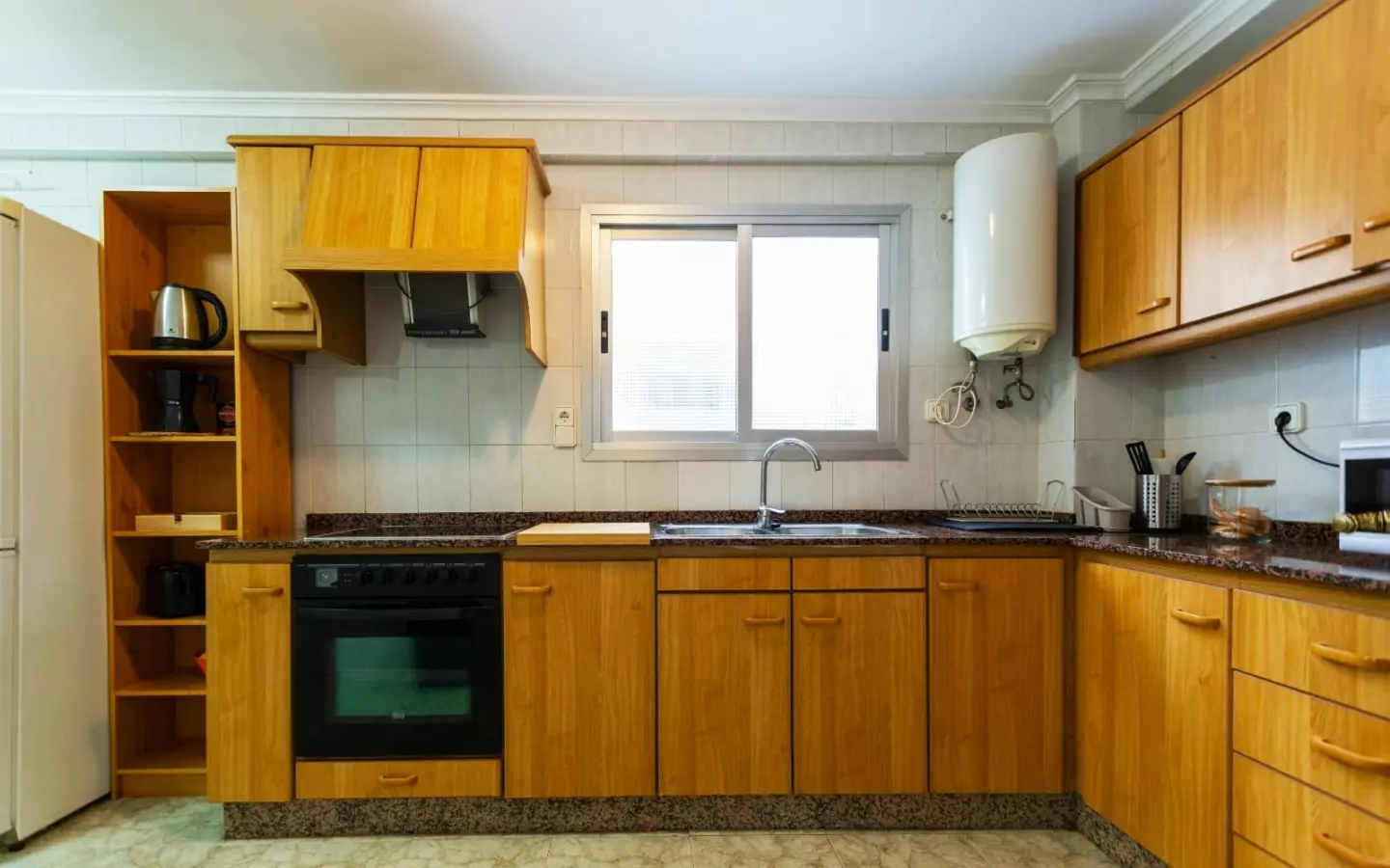 Direct Owner: Valencia Turnkey Apt. Fully Furnished & Equipped (full Equip), 3 Rooms, Renovated, Lift, No Agency Fees!