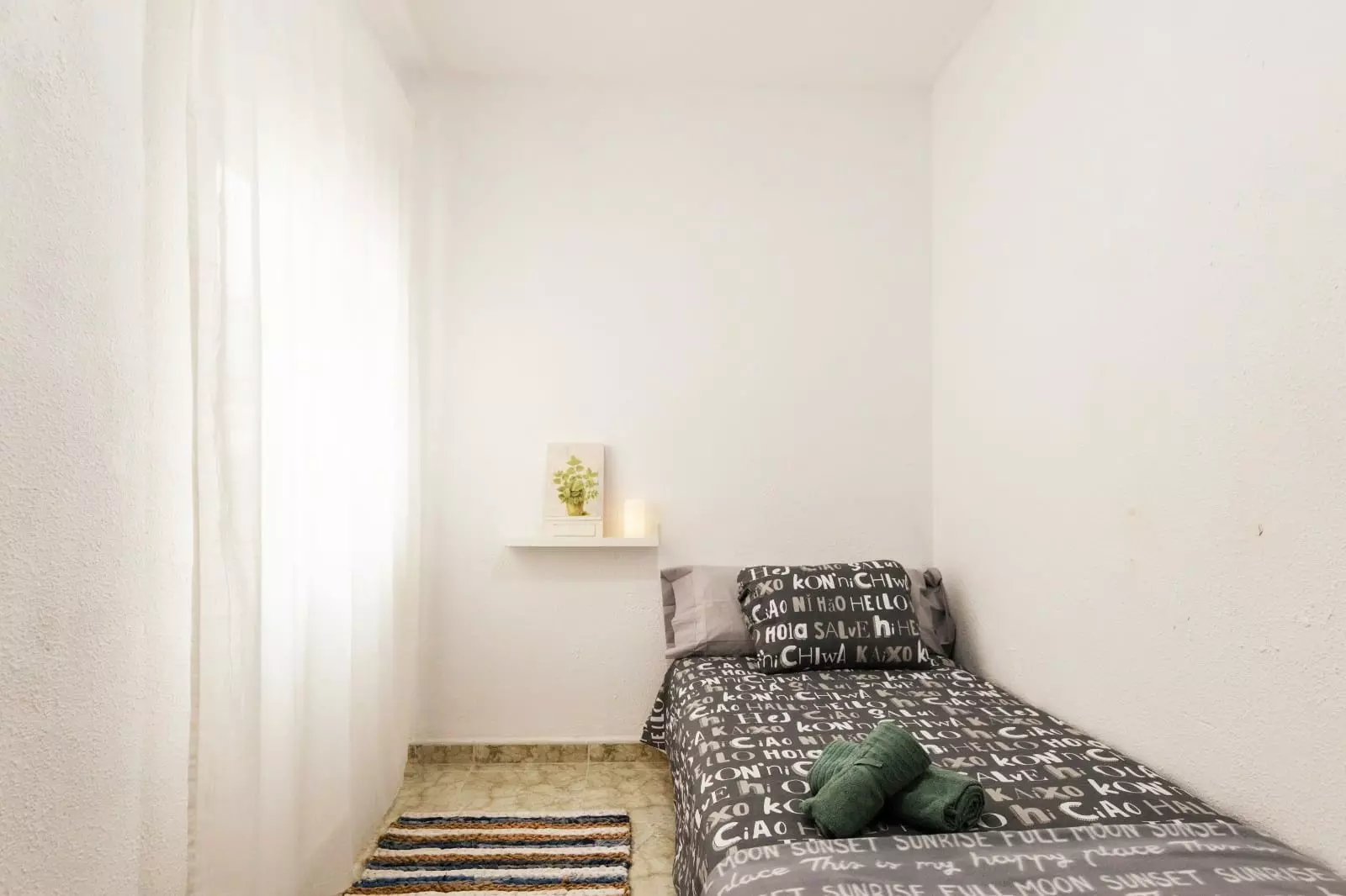 Direct Owner: Valencia Turnkey Apt. Fully Furnished & Equipped (full Equip), 3 Rooms, Renovated, Lift, No Agency Fees!