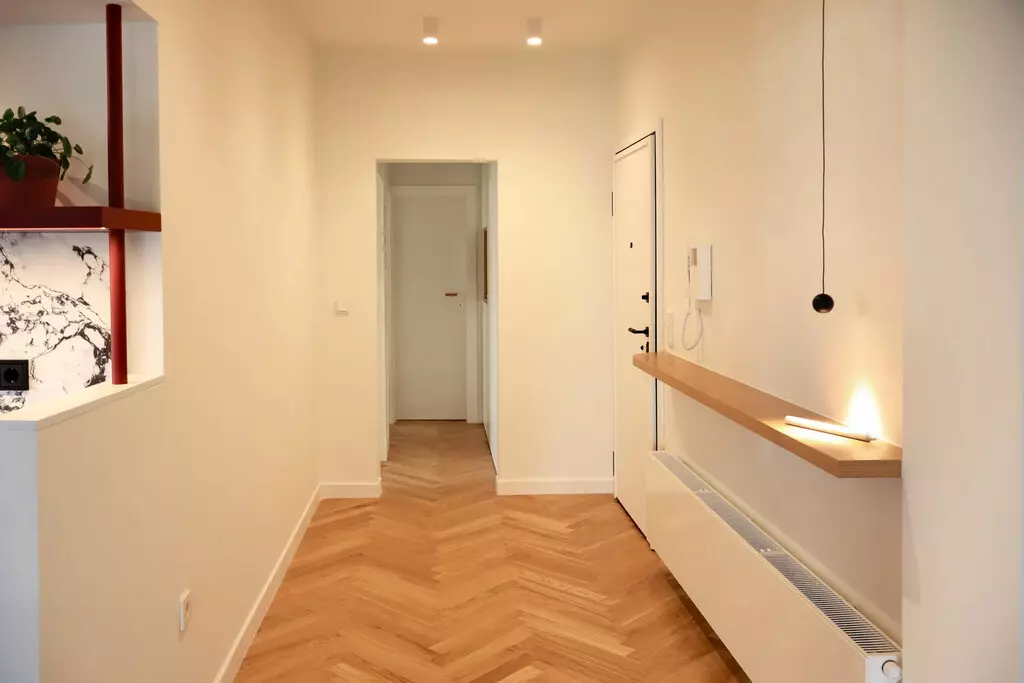 2-bedroom Flat In Palaio Faliro, Greece (95 M²)