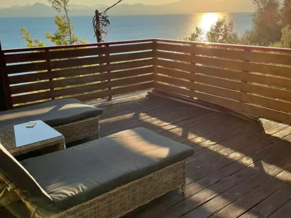 2-bedroom Flat In Loutraki-perachora, Greece (83 M²)