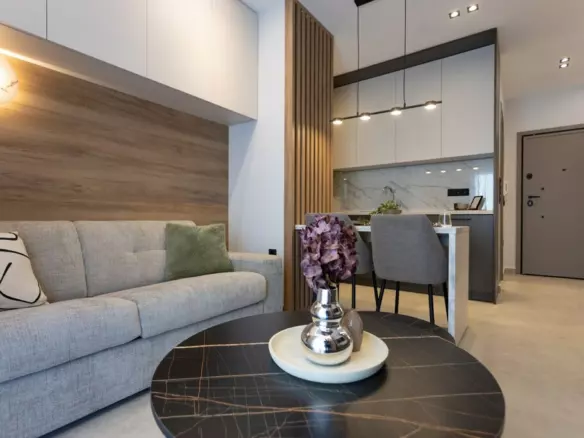 Flat In Ano Poli, Greece (27 M²)