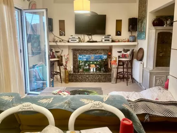 2-bedroom Flat In Loutraki-perachora, Greece (90 M²)