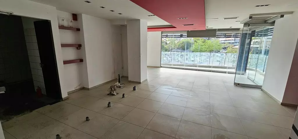 2-bedroom Business In Koridallos, Greece (100 M²)