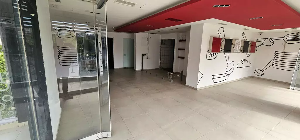 2-bedroom Business In Koridallos, Greece (100 M²)