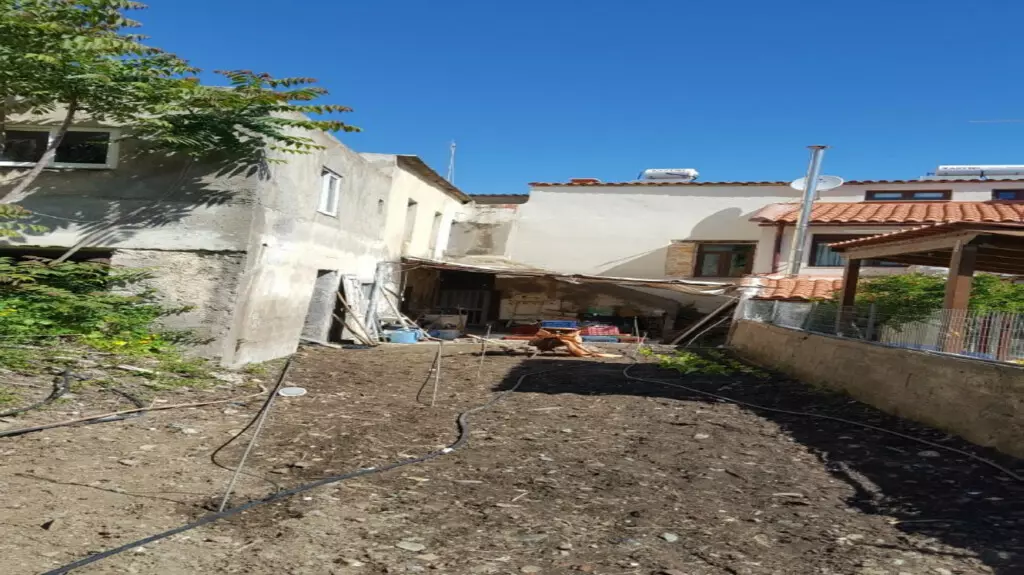 5-bedroom Maisonette In Geropotamos, Greece (190 M²)