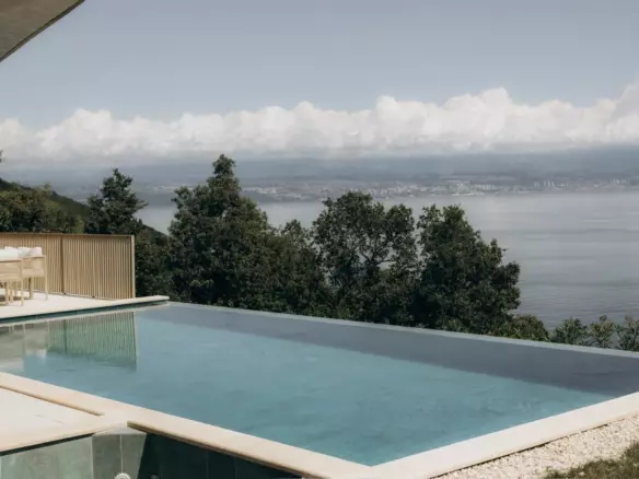 6-bedroom Villa In Mošćenička Draga, Croatia (453 M²)