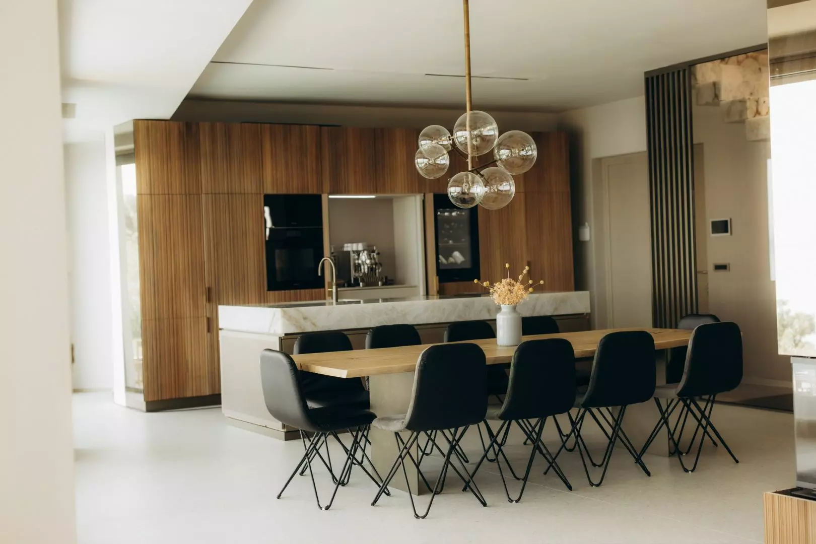 6-bedroom Villa In Mošćenička Draga, Croatia (453 M²)