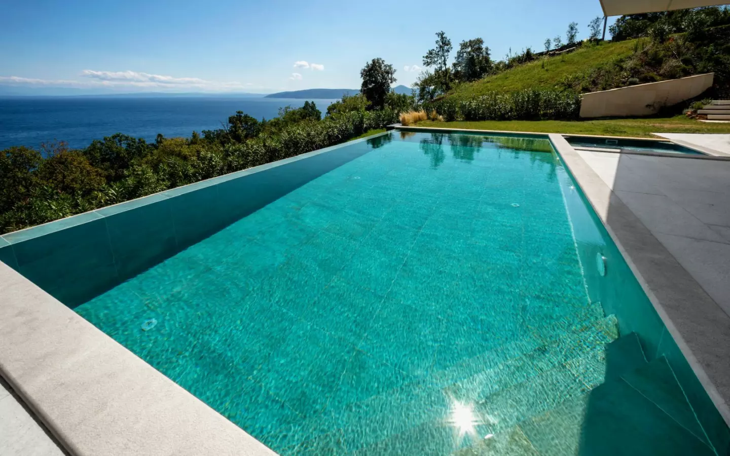 6-bedroom Villa In Mošćenička Draga, Croatia (453 M²)