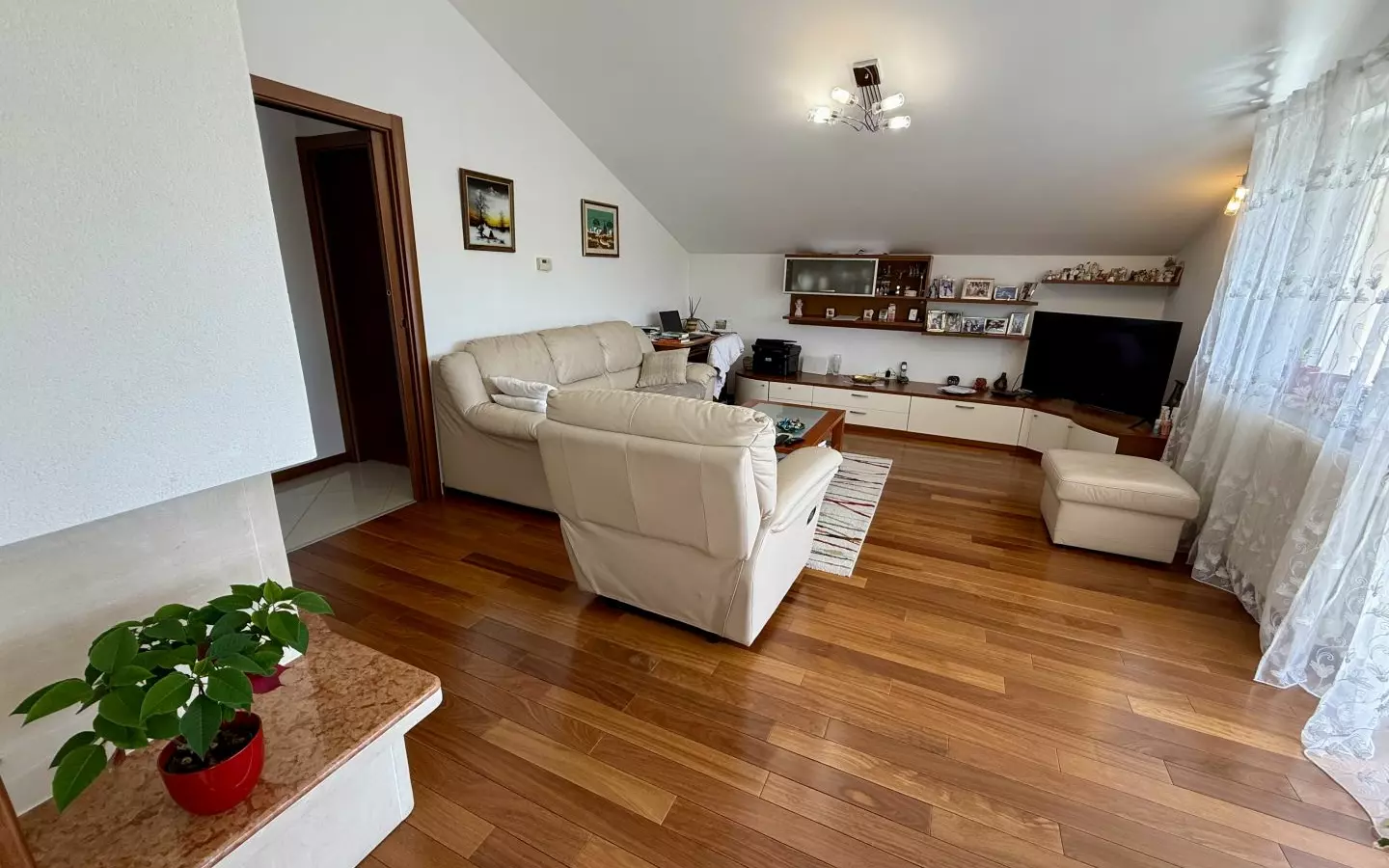 2-bedroom Apartment In Drenova, Croatia (92 M²)